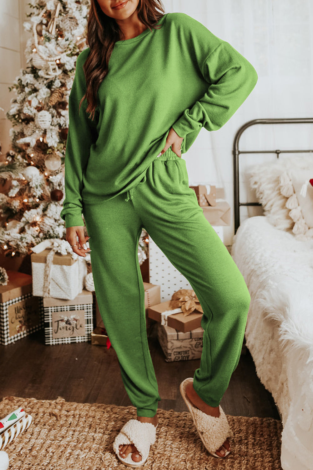 Black Long Sleeve Pullover & Jogger Pants Loungewear Set
