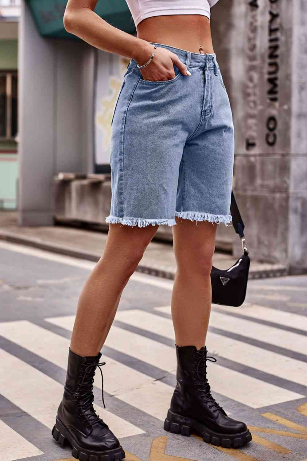 Ripped Denim Shorts w/ Pockets