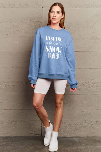 WISHING FOR A SNOW DAY Round Neck Sweatshirt