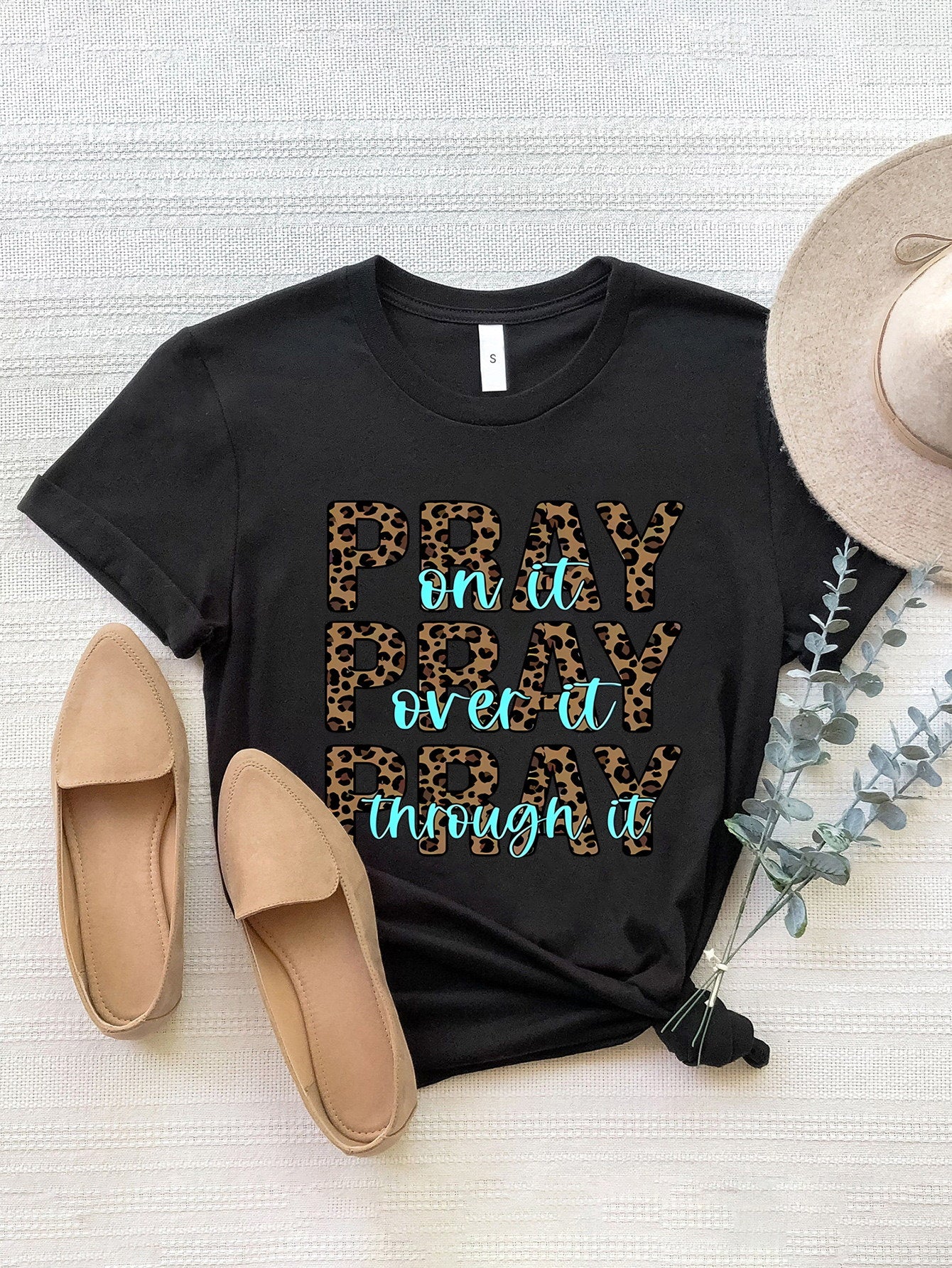 Letter Graphic Round Neck Short Sleeve T Shirt